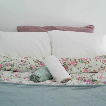 Lovely Flat With Soul By The River Wisla * クラクフ